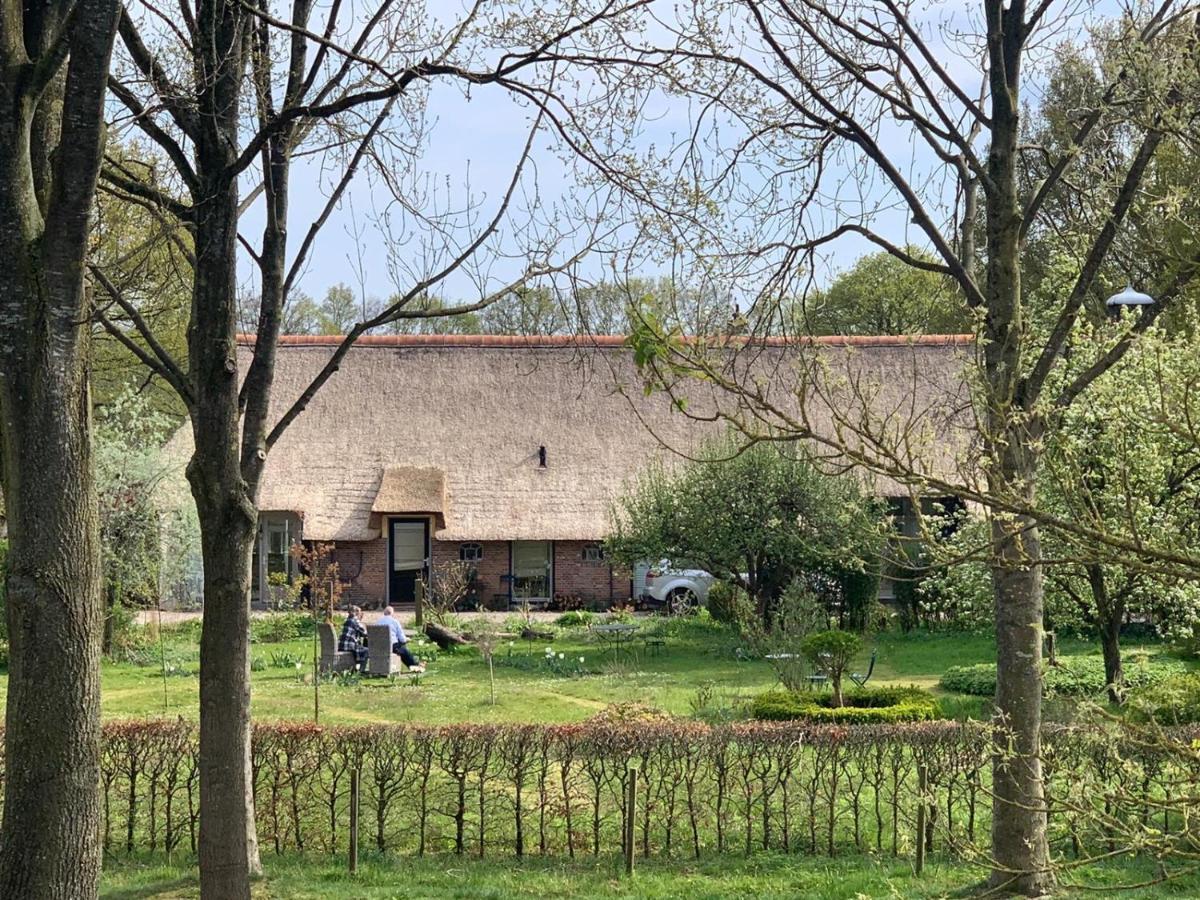 Bed and Breakfast Landgoed De Bongel De Wijk Экстерьер фото
